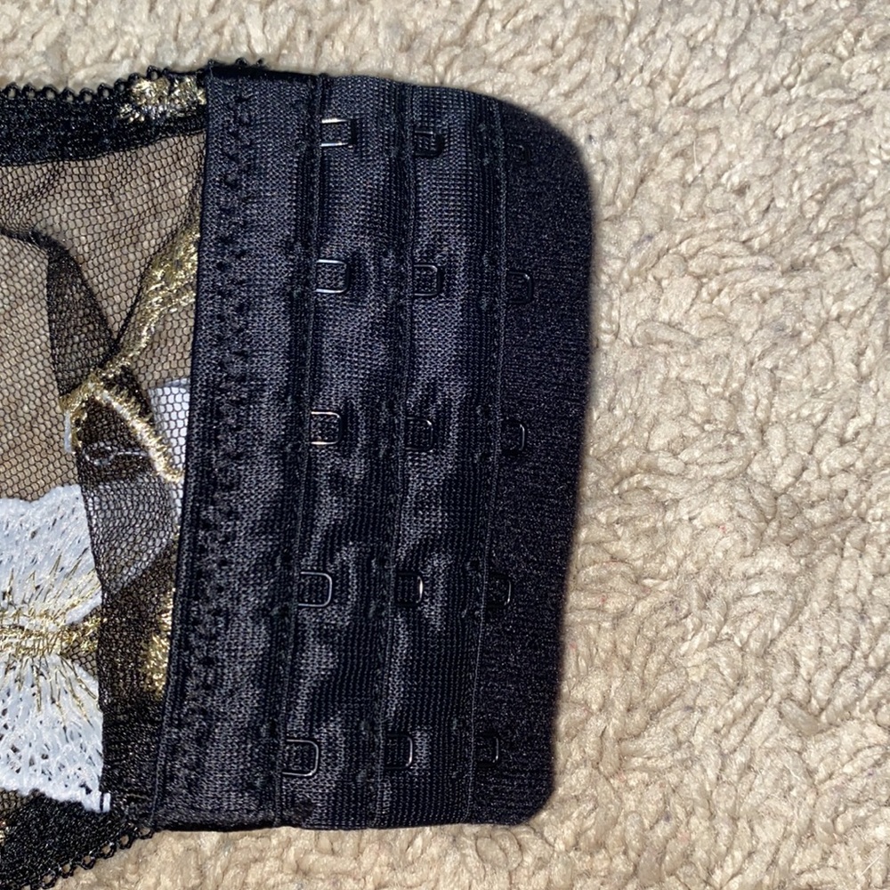 Bra - Picture 2 of 3